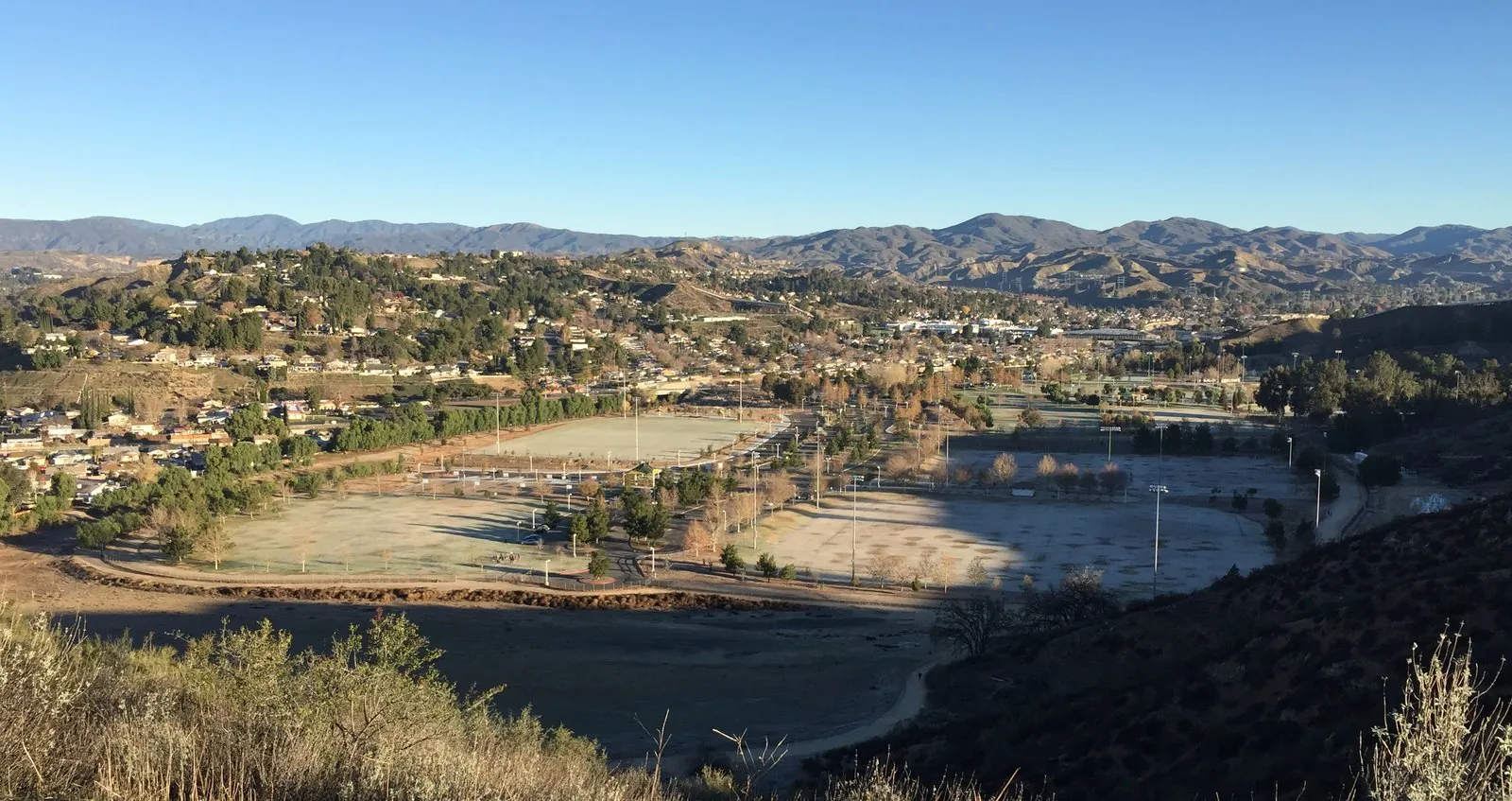 Santa Clarita: a cidade pré-planejada a 30 minutos do centro de Los Angeles