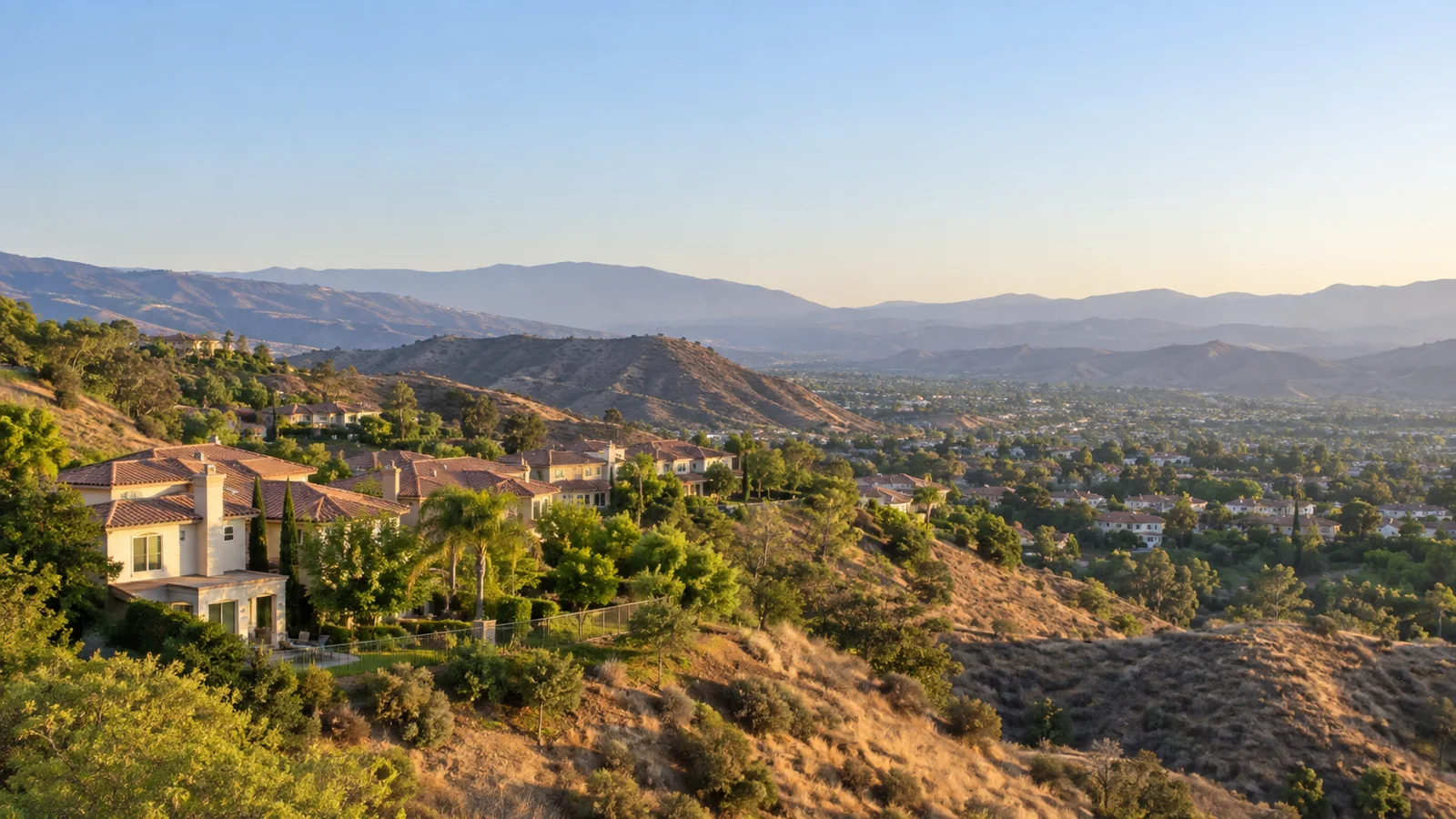 Stevenson Ranch: casas com vista no Santa Clarita Valley, escola bem avaliada e saída rápida para a I-5
