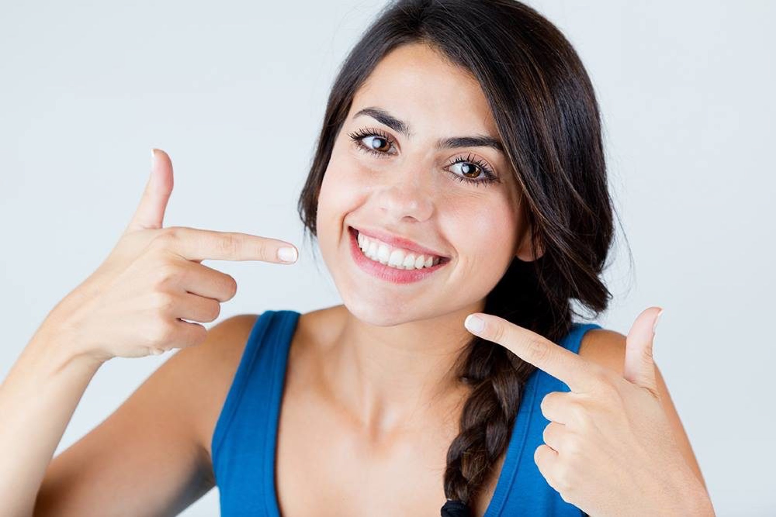 Faceta, clareamento ou nada? Quando a estética faz sentido
